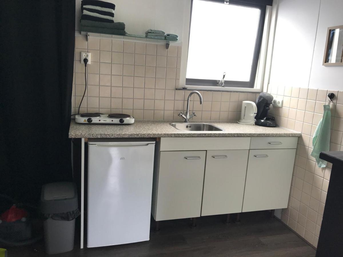 gezellig gastenverblijf in het centrum Burgh-Haamstede Buitenkant foto